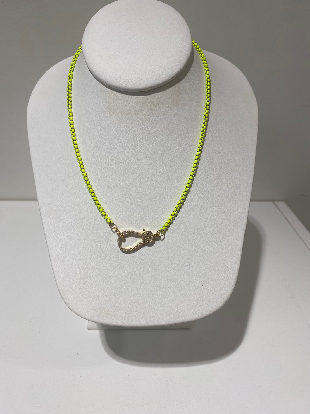 Park's Jewelry Lime chain with gold rhinestone latch